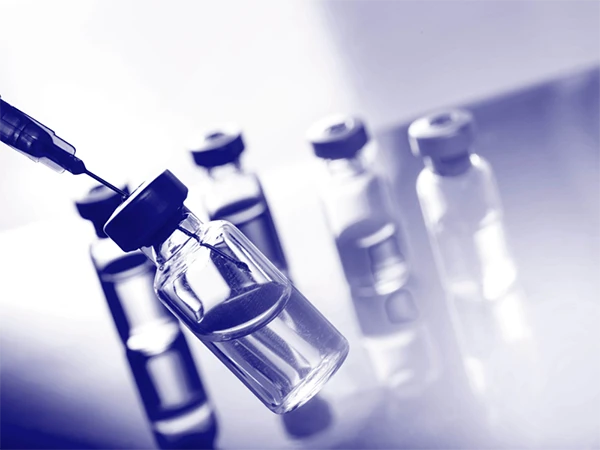 The injection needle is extracting the injection